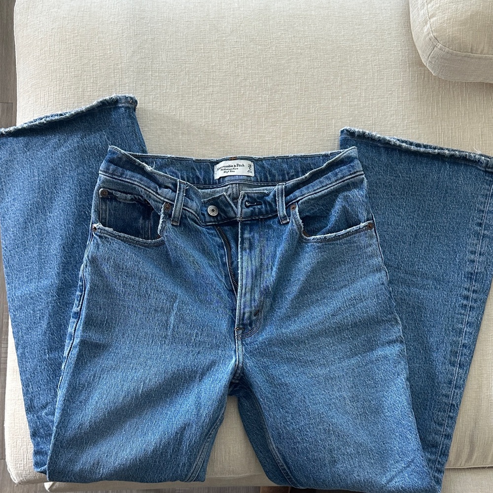 Abercrombie & Fitch Women's Straight Leg Blue Jeans